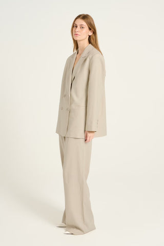 Gestuz Elarahgz Blazer