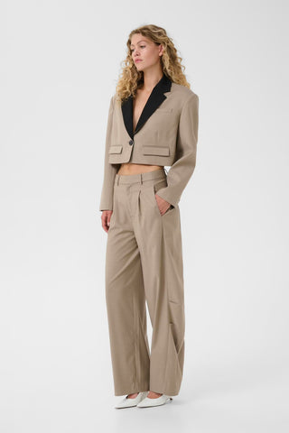  Gestuz Gznella Short Blazer