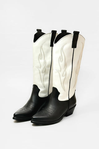  Way Out London Bicolor Texan Boot